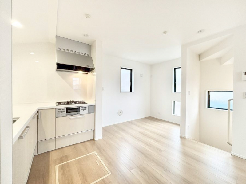 ���̑����ρ@���邢�z���������A�����̕��͋C�ɖ��������_�C�j���O�B   