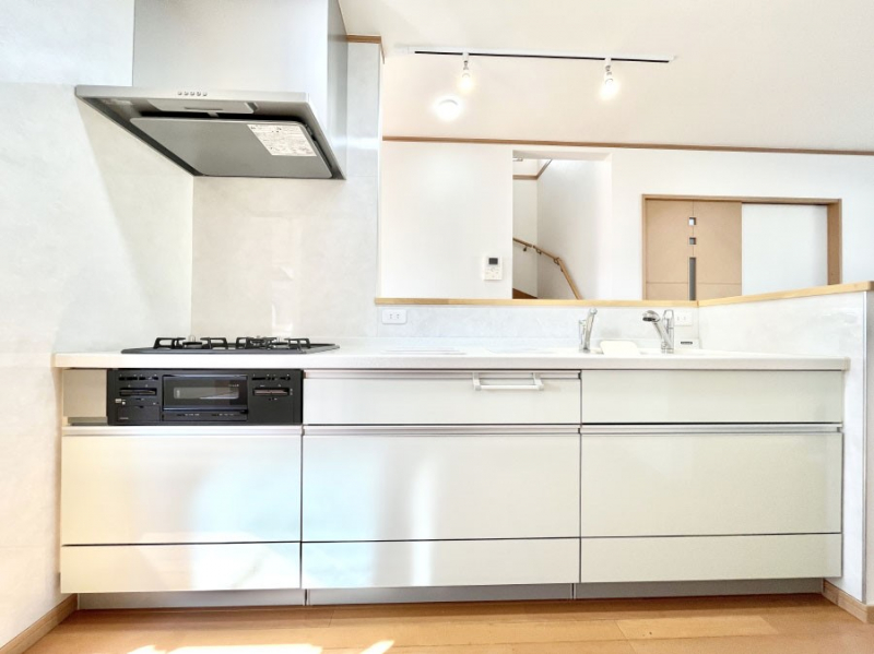 �L�b�`���@�L�X�Ƃ����g������̗ǂ��L�b�`���œ��X�̂��������y�����Ȃ肻��