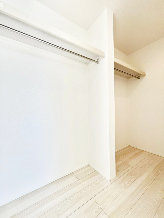 ���̑��@�ߗނ��n���K�[�Ɋ|�����܂܎��[�ł���WIC�B�ߗނ̐������ڂ����₷���ĕ֗��ł��I