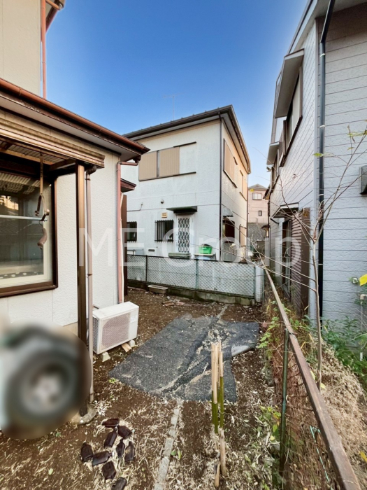 nynʐ^@LȎRɌb܂ꂽBlG܁X̊yݕłłB