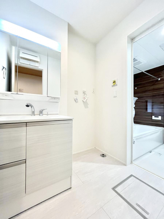 ���̑��@�������̂�����K��Ԃł��B�����̐g�x�x���C�����ǂ����g�������܂��B 