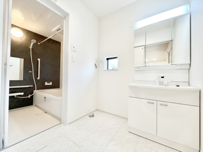 ���̑��@�g�x�x���X���[�Y�ɂ����Ȃ���E�ߏ�B  