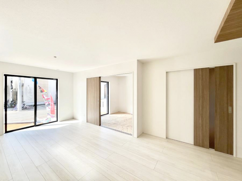 ���̑����ρ@�Ƒ������R�ƏW�܂�e���̃X�y�[�X�ɂȂ肻��