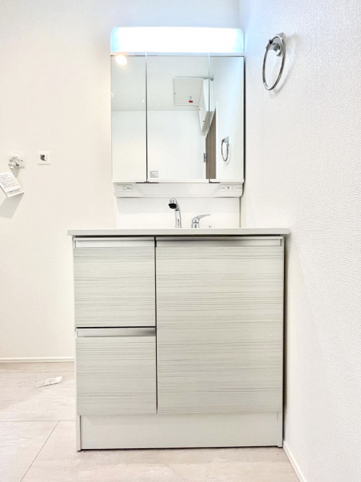 ���ʑ�E���ʏ��@�傫�����₷���O�ʋ��Ő�����������ʑ�́A�g�����Ȃ݃`�F�b�N�┧�̂������ɂ������߂ł��B 