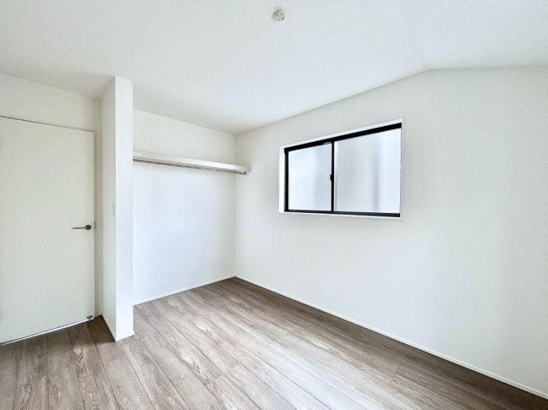 �q�������@�q�������ɂ��������߂Ȏ��[�X�y�[�X�����Ղ�̋���