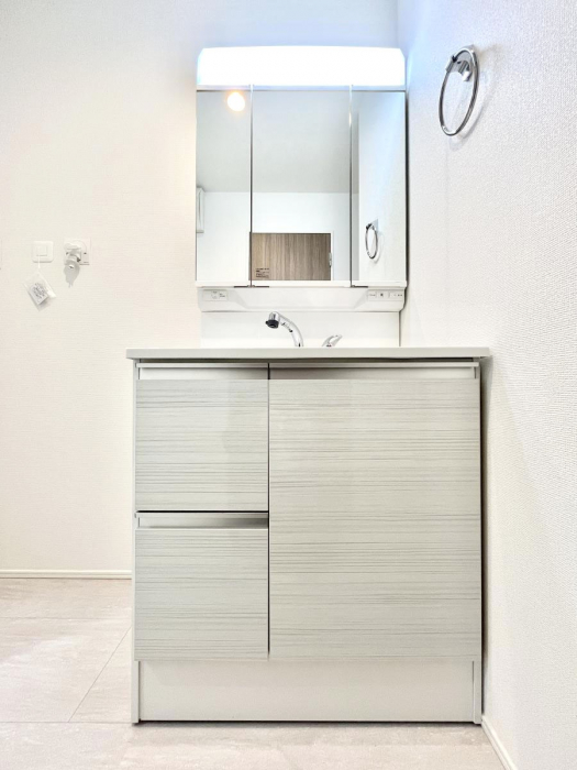 ���ʑ�E���ʏ��@�傫�����₷���O�ʋ��Ő�����������ʑ�́A�g�����Ȃ݃`�F�b�N�┧�̂������ɂ������߂ł��B 