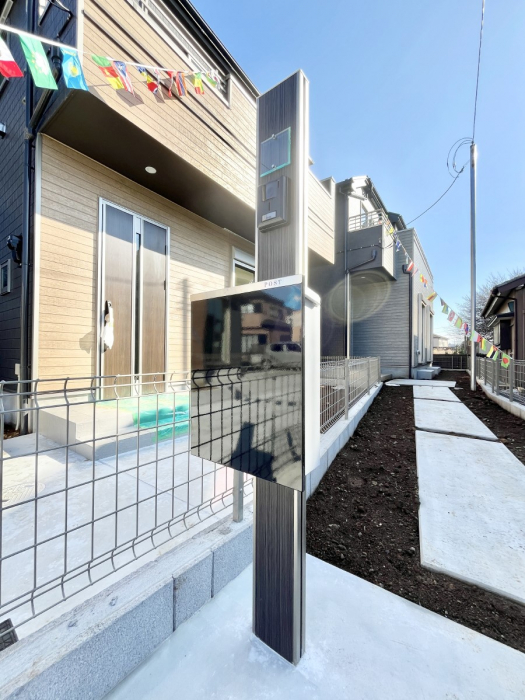 ���̑��@�V���v���f�U�C���̃|�X�g�B�@