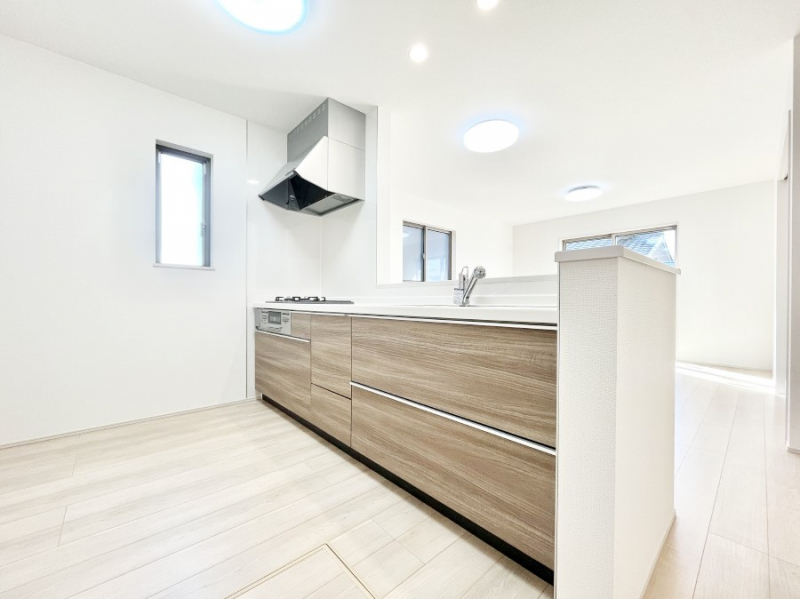 �L�b�`���@���������Ȃ��炲�Ƒ��Ƃ̉�b���y���߂�ΖʃJ�E���^�[�L�b�`��