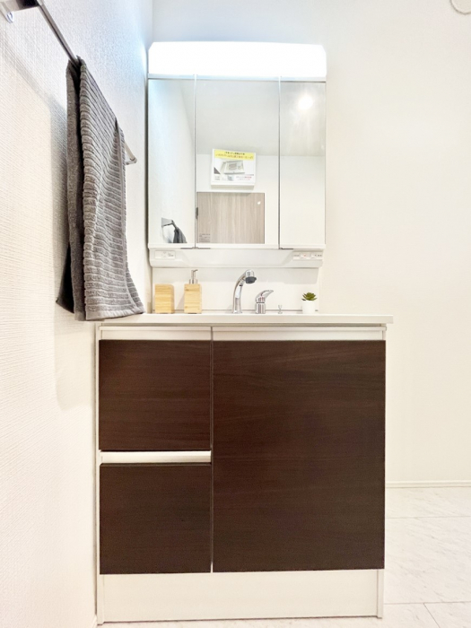 ���ʑ�E���ʏ��@���[�͂Ƌ@�\���ɗD�ꂽ���ʉ��ϑ�