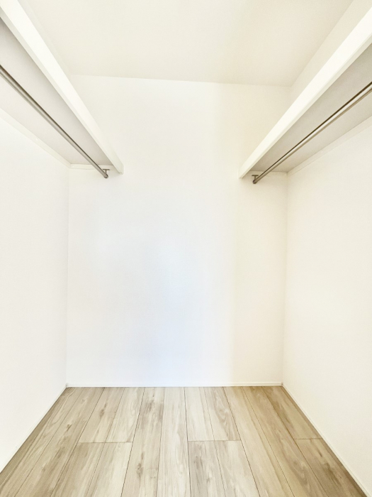 ���̑��@�ߗނ��n���K�[�Ɋ|�����܂܎��[�ł���WIC�B�ߗނ̐������ڂ����₷���ĕ֗��ł��I