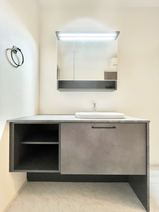 ���ʑ�E���ʏ��@���[�͂Ƌ@�\���ɗD�ꂽ���ʉ��ϑ�