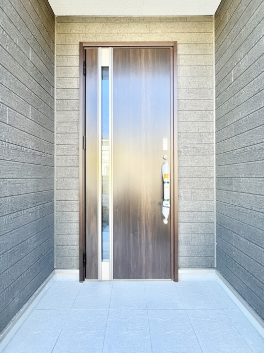 ���ց@��؂ȉƑ��A���q���o�}���錺�ցB