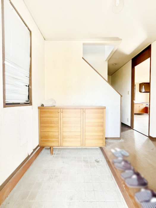 ���ց@���Ƒ��₨�q�l���C�����悭���o�}���ł��鉸�₩�ȕ��͋C�̌��ւł��B