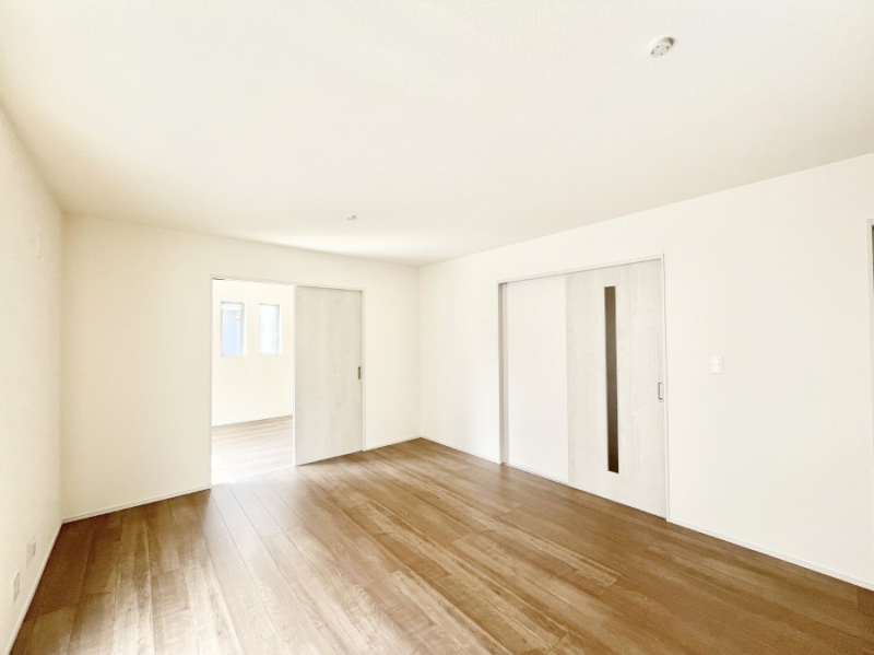 ���̑����ρ@�Ƒ������R�ƏW�܂�e���̃X�y�[�X�ɂȂ肻��  