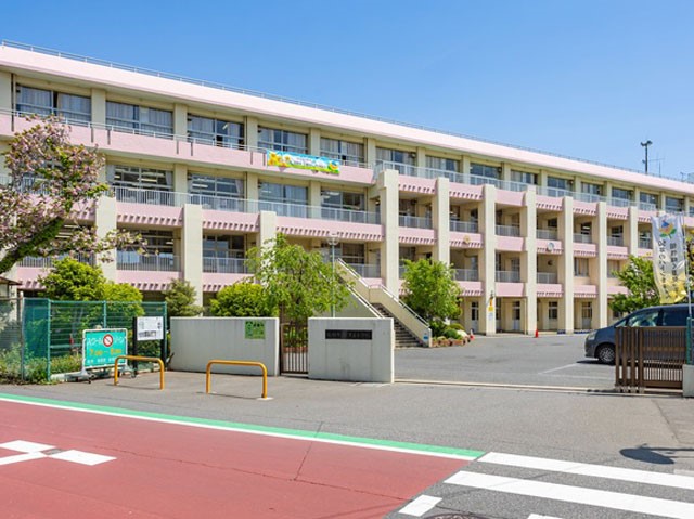 ӊ@wZ 300m DsČ䏬wZ