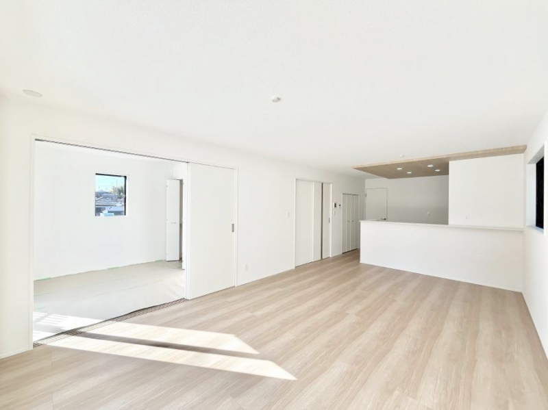 ���r���O�@�Ƒ��c���̎��Ԃ����������Ȃ��났�̃��r���O�_�C�j���O�B   