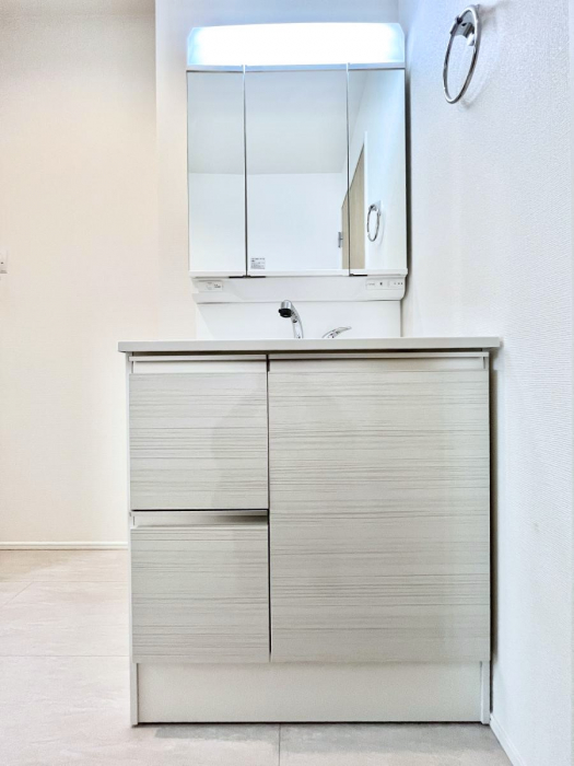 ���ʑ�E���ʏ��@�傫�����₷���O�ʋ��Ő�����������ʑ�́A�g�����Ȃ݃`�F�b�N�┧�̂������ɂ������߂ł��B 