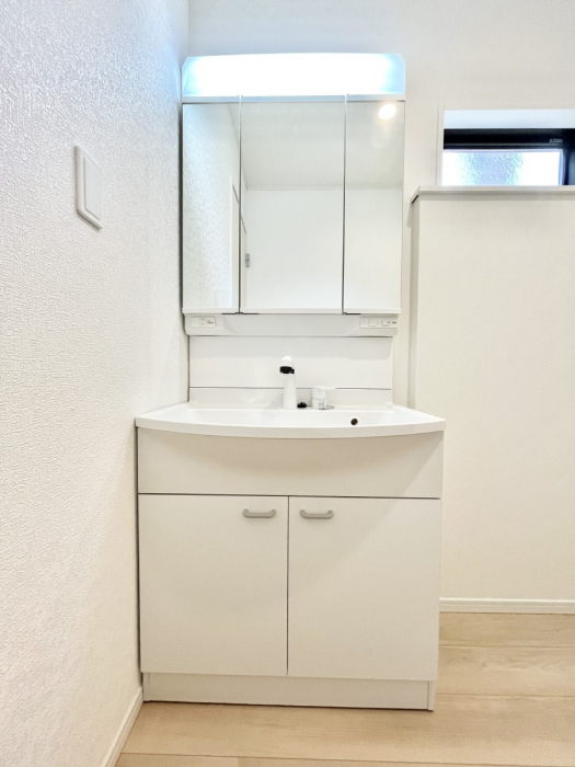 ���ʑ�E���ʏ��@�傫�����₷���O�ʋ��Ő�����������ʑ�́A�g�����Ȃ݃`�F�b�N�┧�̂������ɂ������߂ł��B 