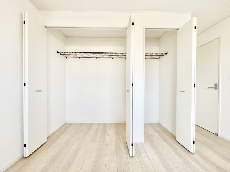 ���[�@�����Ղ�̎��[�X�y�[�X�ŉ��K�ɕ�点���� 