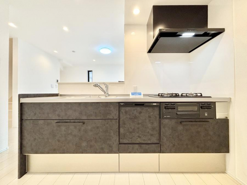 �L�b�`���@�������������I�ɁA�y�����I�V�X�e���L�b�`��  