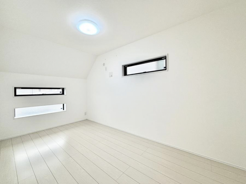 �Q���@�₳���������������ސQ��