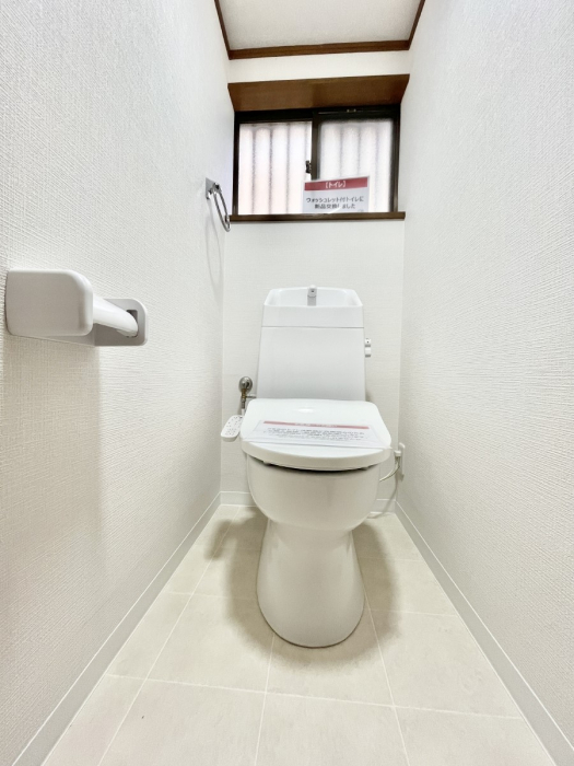 �g�C���@�g�C����1�K��2�K���ꂼ��ɔz�u����Ă��ĂƂĂ��֗��ł��B 