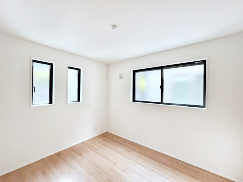 ���̑����ρ@2�ʍ̌����m�ۂ������邢��ԁB�Ƒ��݂�Ȃ����K�ȕ�炵����������݌v�ł��B