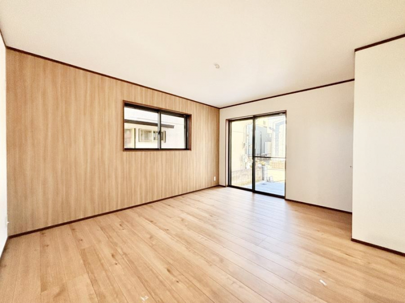 ���̑����ρ@�i�`�������e�C�X�g�̗D�����_�炩���F�g�����f�G�ȃ��r���O�ł��ˁB