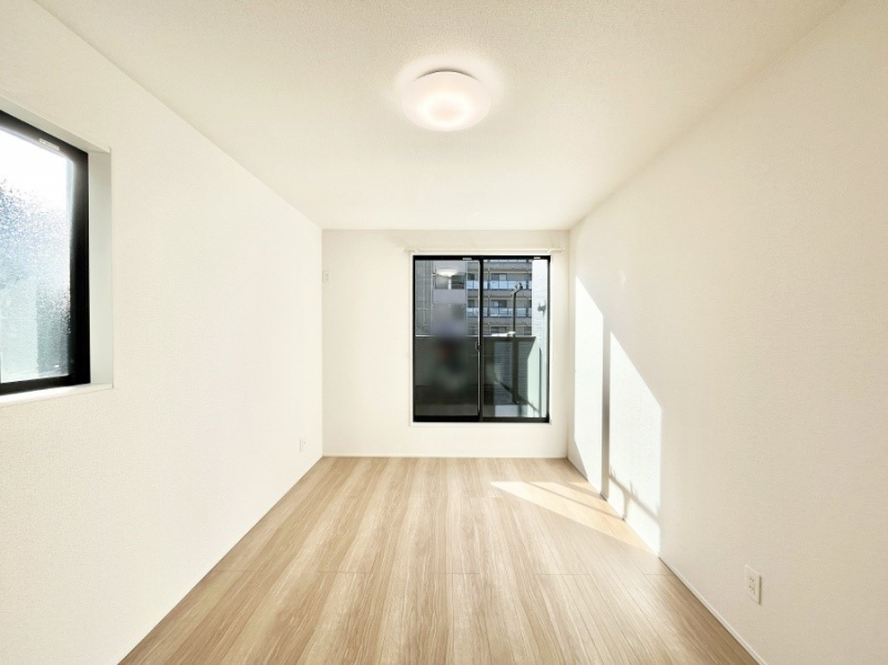 ���̑����ρ@���邢�o���R�j�[�T�C�h�ɗm����ݒu�B�ڊo�߂̗ǂ��Q���ɁB