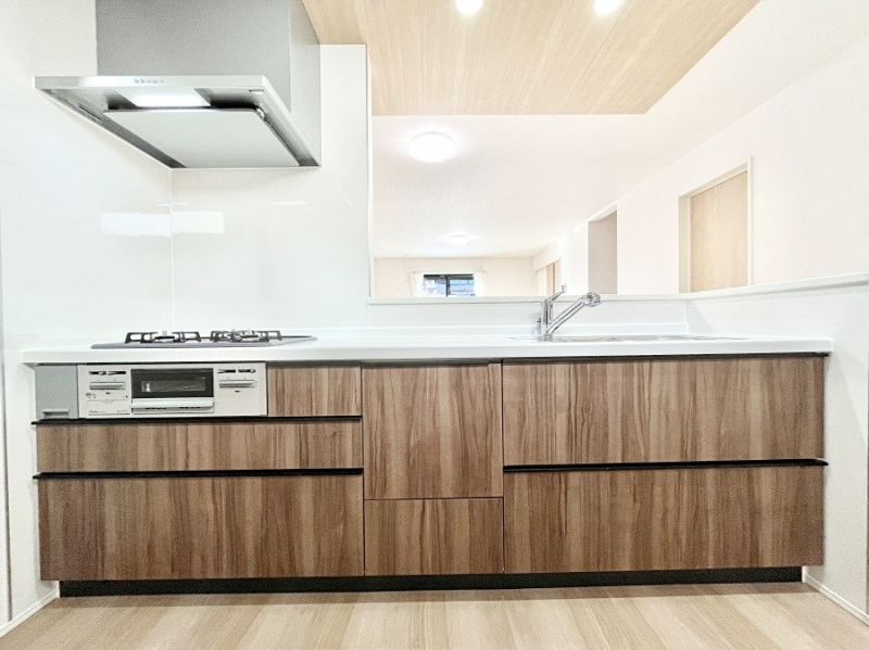 �L�b�`���@��Ƃ肠��L�b�`���ł͂��Ƒ��Ɗy�������������ł��܂��B