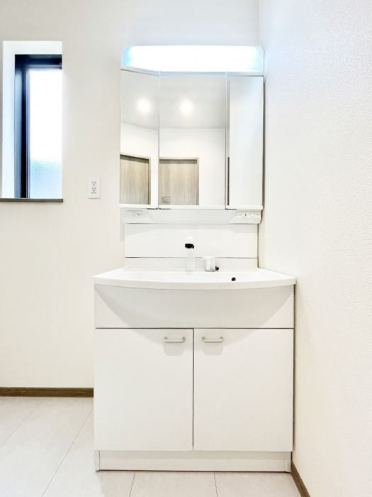 ���ʑ�E���ʏ��@���[�͂Ƌ@�\���ɗD�ꂽ���ʉ��ϑ�