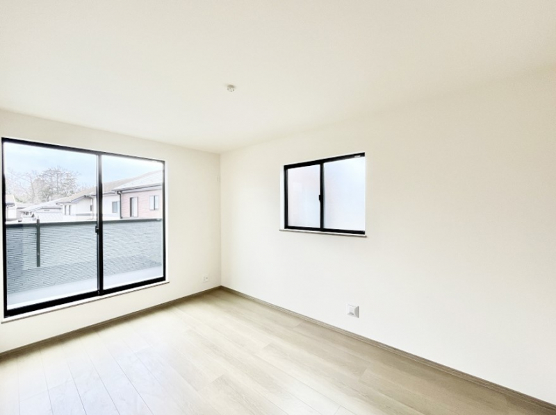 ���̑����ρ@�o���R�j�[���J�������v���X���Ă����m��