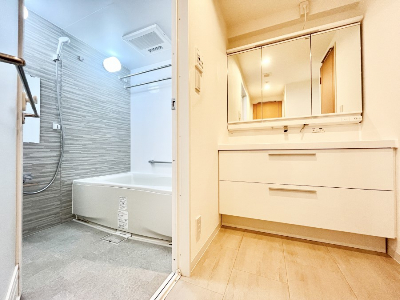 ���ʑ�E���ʏ��@������������ʉ��ώ��Œ��̐g�x�x�����K