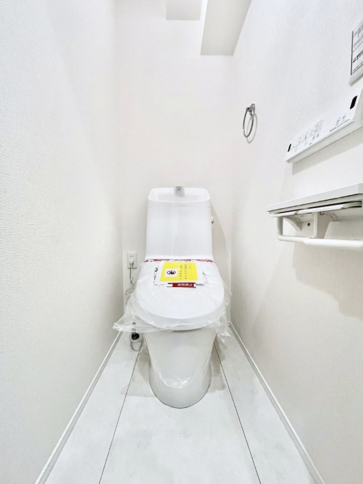 �g�C���@�g�C����1�K��2�K���ꂼ��ɔz�u����Ă��ĂƂĂ��֗��ł��B 