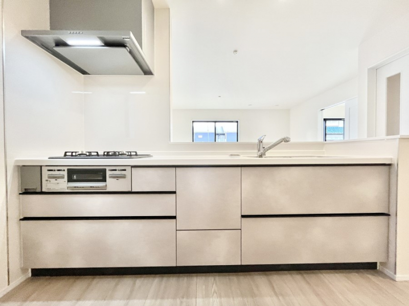 �L�b�`���@�������������I�ɁA�y�����I�V�X�e���L�b�`��  