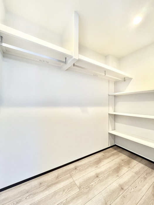 ���̑��@�ߗނ��n���K�[�Ɋ|�����܂܎��[�ł���WIC�B�ߗނ̐������ڂ����₷���ĕ֗��ł��I