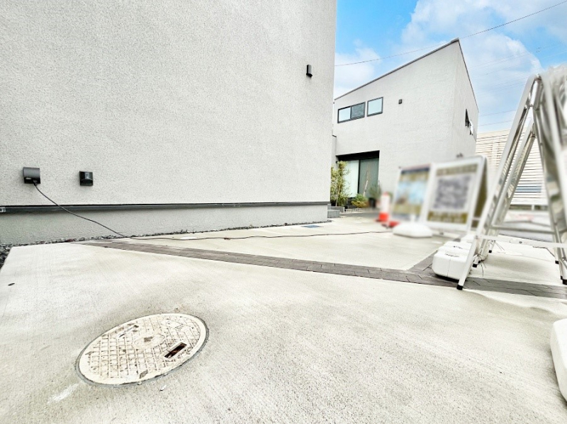 �@�����Ɍ������Ȃ����ԃX�y�[�X�B