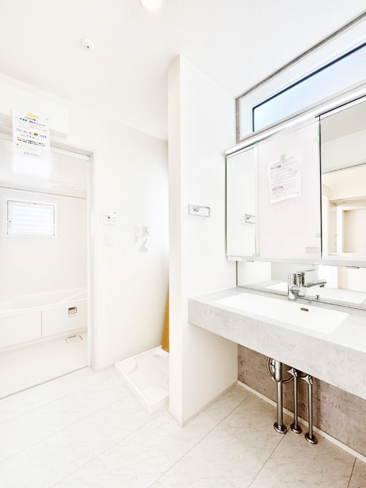 ���̑��@1���̎n�܂���S�n�悭�I�n�C�T�b�V�̑�����_�炩�Ȓ��̌�������������ʎ�