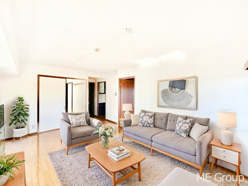 ���r���O�@�Ƒ��̘a�₩�ȉ�b���������Ă������B�J�����̂��郊�r���O�ł��B���Ƌ��CG�ł�  