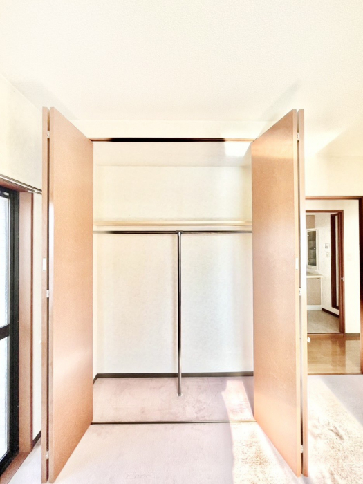 ���[�@�����Ղ�̎��[�X�y�[�X�ł��ł��Z��Ԃ��X�b�L���ۂĂ���