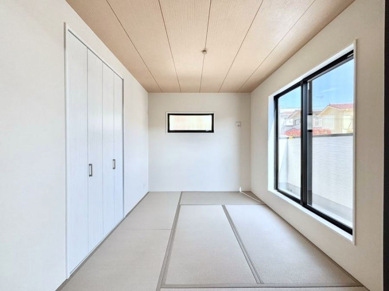 ���̑����ρ@�_�炩����̋�Ԃ́A���q�l�̗V�я�◈�q���̂����ĂȂ��̏ꏊ�Ƃ��ďd�󂵂܂��B 