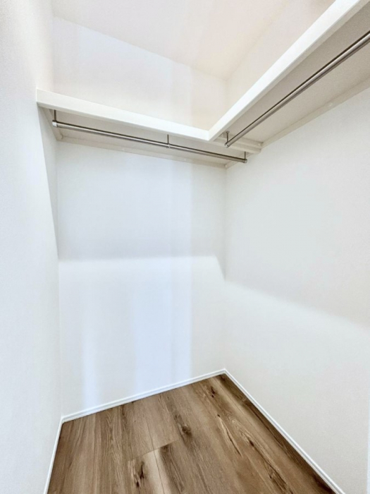 ���̑��@�ߗނ��n���K�[�Ɋ|�����܂܎��[�ł���WIC�B�ߗނ̐������ڂ����₷���ĕ֗��ł��I