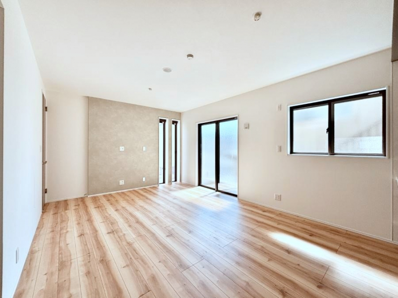 ���̑����ρ@���邢�z���������A�����̕��͋C�ɖ��������_�C�j���O�B   