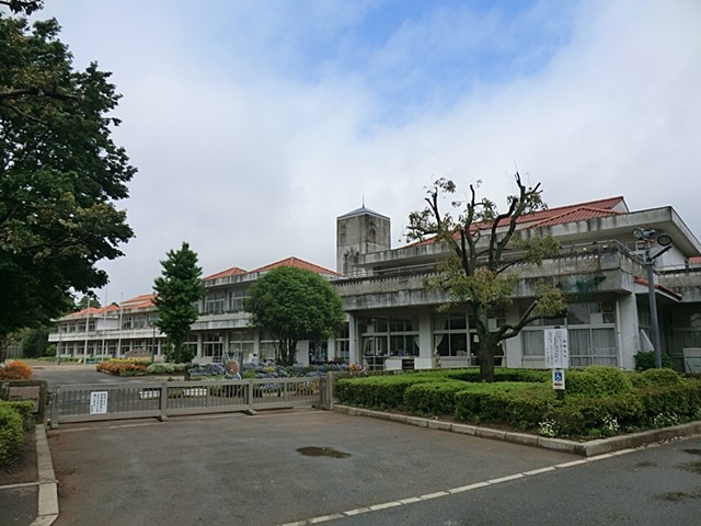 ���ӊ��@���w�Z 520m �����s�����g�䏬�w�Z