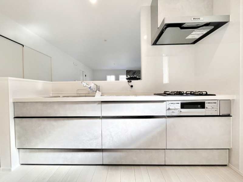 �L�b�`���@�������������I�ɁA�y�����I�V�X�e���L�b�`��  