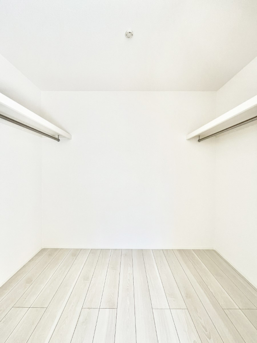 ���̑��@�ߗނ��n���K�[�Ɋ|�����܂܎��[�ł���WIC�B�ߗނ̐������ڂ����₷���ĕ֗��ł��I