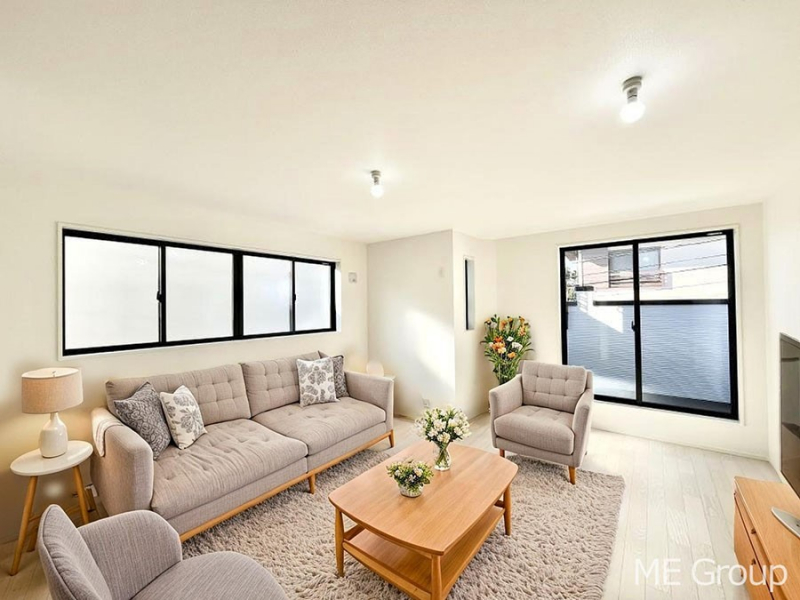 ���r���O�@���Ƒ��̓��₩�Șb�����ŕ�܂�閾�邢���r���O  ���Ƌ��CG�ł�