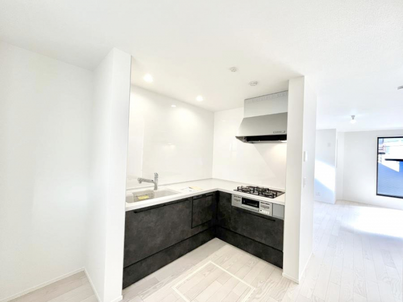 �L�b�`���@��Ƃ肠��L�b�`���ł͂��Ƒ��Ɗy�������������ł��܂��B