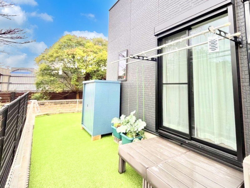 ���̑��@�Ƒ��Ŋy���߂��t���ł��B�K�[�f�j���O�╨�u��u������A���q�l�����������邲�ƒ�ł̓v�[���Ȃǎg�����͂��܂��܂ł��B 