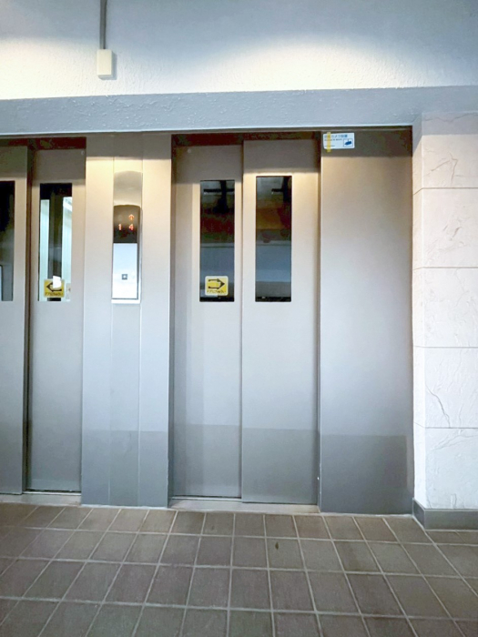 ���̑��@����̏�艺��ɕ֗��ȃG���x�[�^�[�I